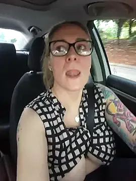 DafneMonroe – webcam model profile photo Image 3