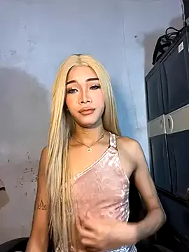 AudreyZanne – webcam model profile photo Image 3