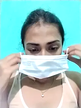 LiliSnow – webcam model profile photo Image 4