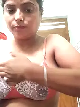 SkyLumen – webcam model profile photo Image 3