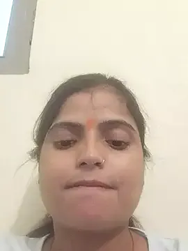 SkyLumen – webcam model profile photo Image 4