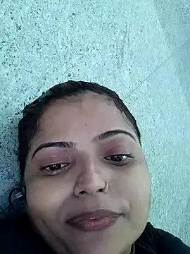 SkyLumen – webcam model profile photo Image 5