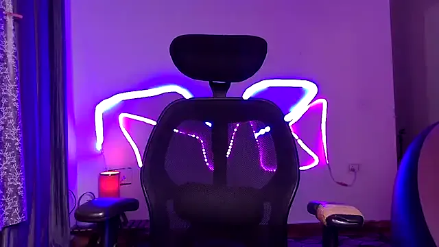 AbrilSilva – webcam model profile photo Image 5