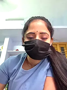 alanna_Micheles – webcam model profile photo Image 14