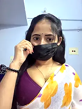 alanna_Micheles – webcam model profile photo Image 17