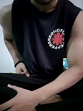 samanthaThoms – webcam model profile photo Image 4