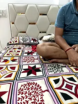 Emmy_Foxx – webcam model profile photo Image 10