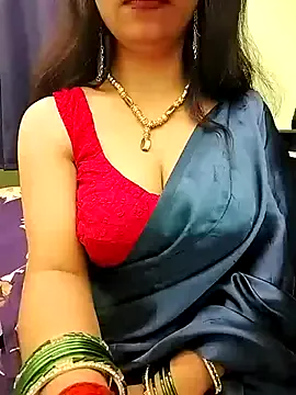 AmyBelmontt – webcam model profile photo Image 6