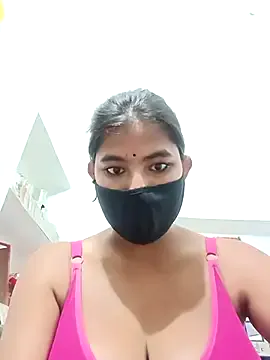 AmyBelmontt – webcam model profile photo Image 13