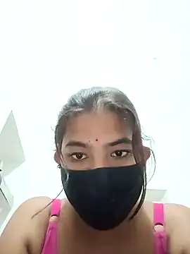 AmyBelmontt – webcam model profile photo Image 2