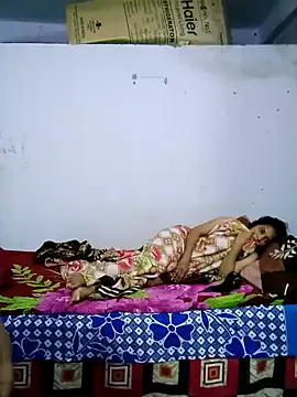 ChloeDevine – webcam model profile photo Image 16