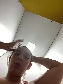 ChloeeGill – webcam model profile photo Image 12