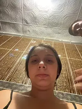 ChloeeGill – webcam model profile photo Image 5