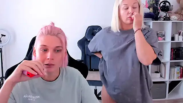 PenelopeBill – webcam model profile photo Image 19