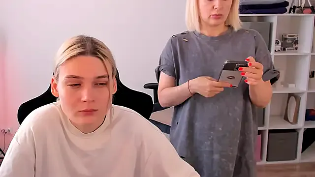 PenelopeBill – webcam model profile photo Image 5