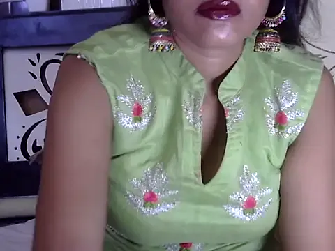 GreciaMorgan – webcam model profile photo Image 13