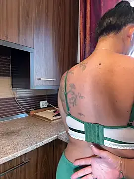 XoCherryPop – webcam model profile photo Image 12