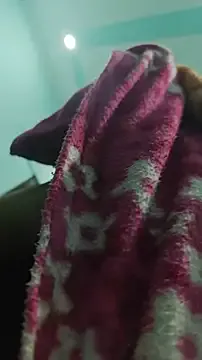 GianaBravo – webcam model profile photo Image 3