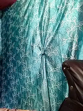 LunaKrismas – webcam model profile photo Image 4