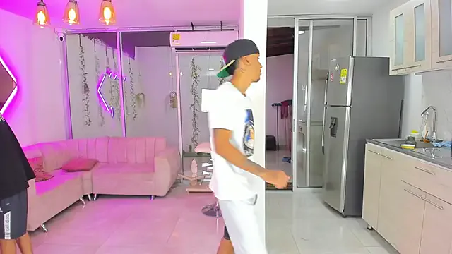 GreciaMorgan – webcam model profile photo Image 2