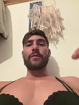 GiaMazzon – webcam model profile photo Image 12