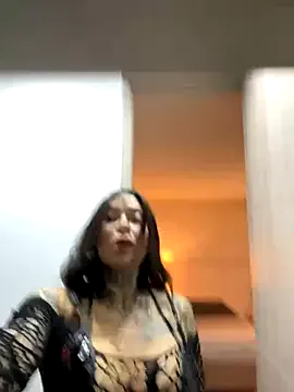 CoralMorgan – webcam model profile photo Image 6