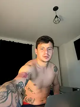 LauraCaruso – webcam model profile photo Image 19