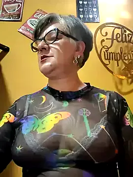 AishaVelvet – webcam model profile photo Image 9