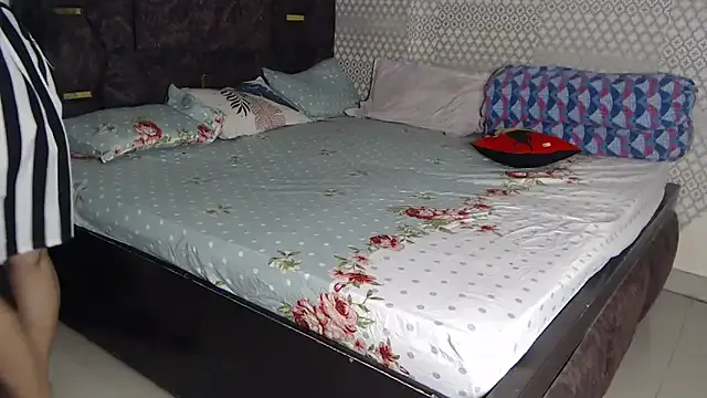 Noya – webcam model profile photo Image 16