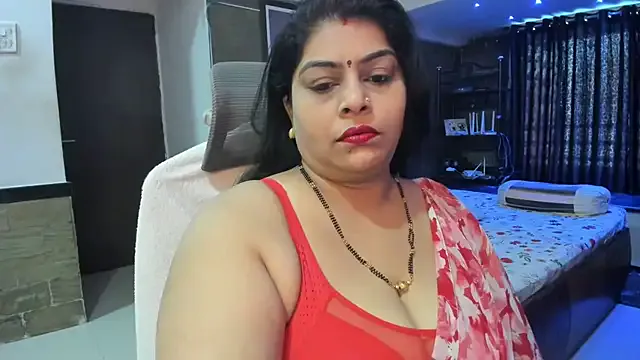 JadeMartinelli – webcam model profile photo Image 3