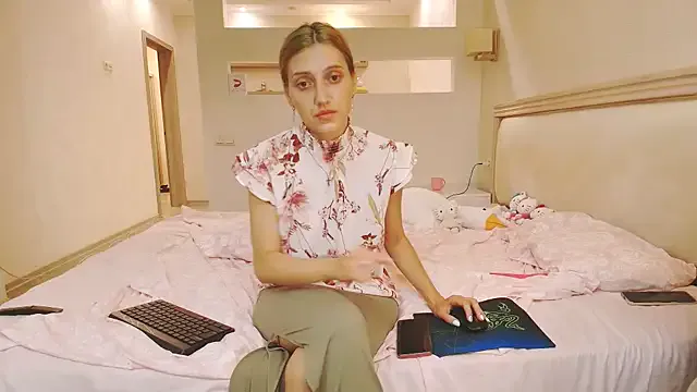 elza_mature – webcam model profile photo Image 11