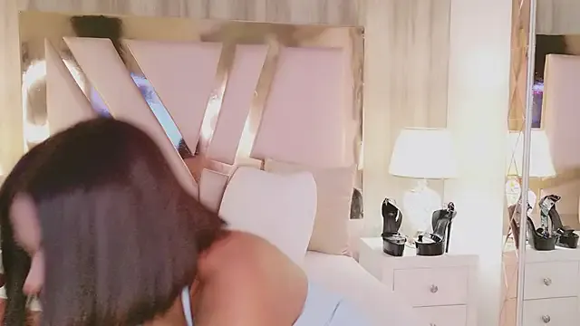 AnaSofiaLeon – webcam model profile photo Image 6