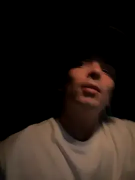 LauraFord – webcam model profile photo Image 5