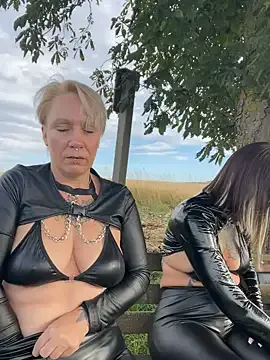 ChloeeGill – webcam model profile photo Image 6