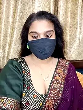 joan_didion – webcam model profile photo Image 2