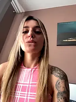 GreciaMorgan – webcam model profile photo Image 16