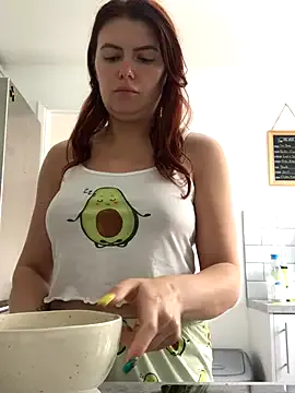 LunaKrismas – webcam model profile photo Image 9