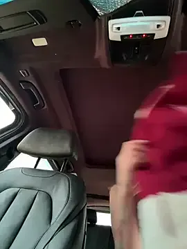 XStormy – webcam model profile photo Image 13