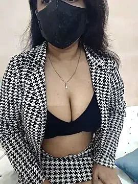 AllisonAdams – webcam model profile photo Image 10