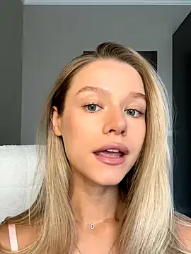 AishaVelvet – webcam model profile photo Image 13