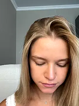 AishaVelvet – webcam model profile photo Image 14