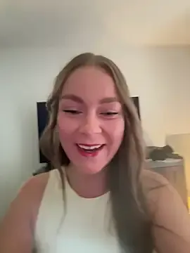 LilMissLaylah – webcam model profile photo Image 14