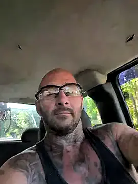 Zulyhenao18 – webcam model profile photo Image 6