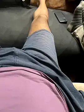 AnaTash – webcam model profile photo Image 8