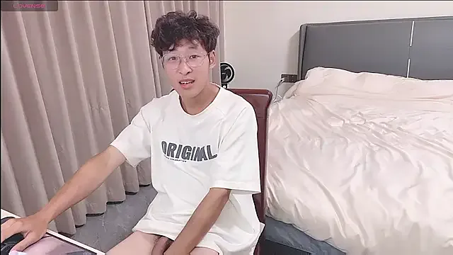 PrincessSnowAngel – webcam model profile photo Image 2