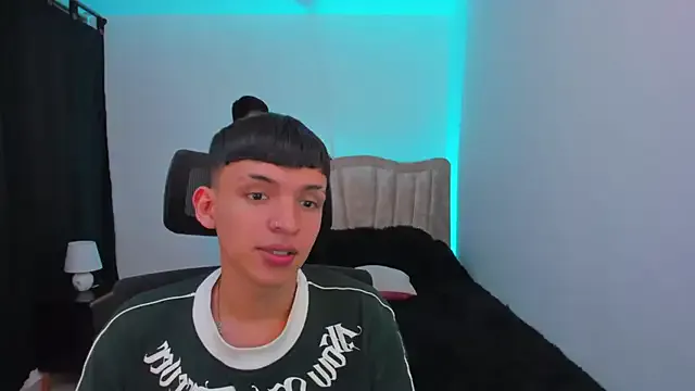 KristaCash – webcam model profile photo Image 12