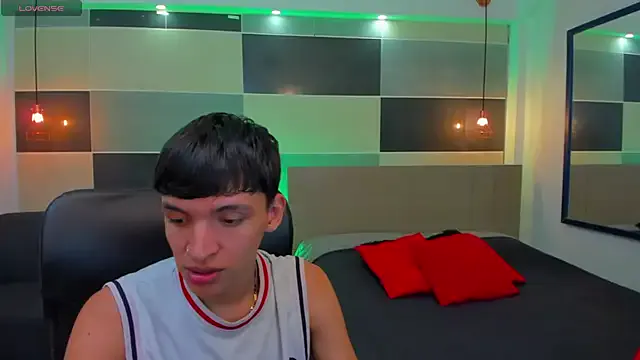 KristaCash – webcam model profile photo Image 3