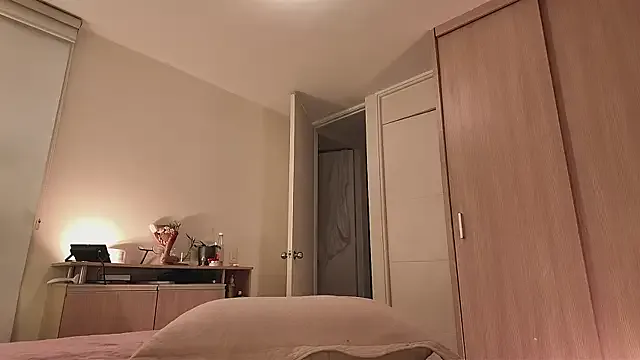 SophieBlaake – webcam model profile photo Image 16