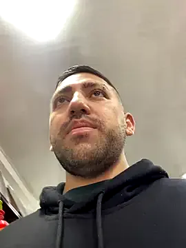 tommyjoyer – webcam model profile photo Image 9