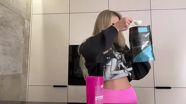 SofiGomezz – webcam model profile photo Image 6